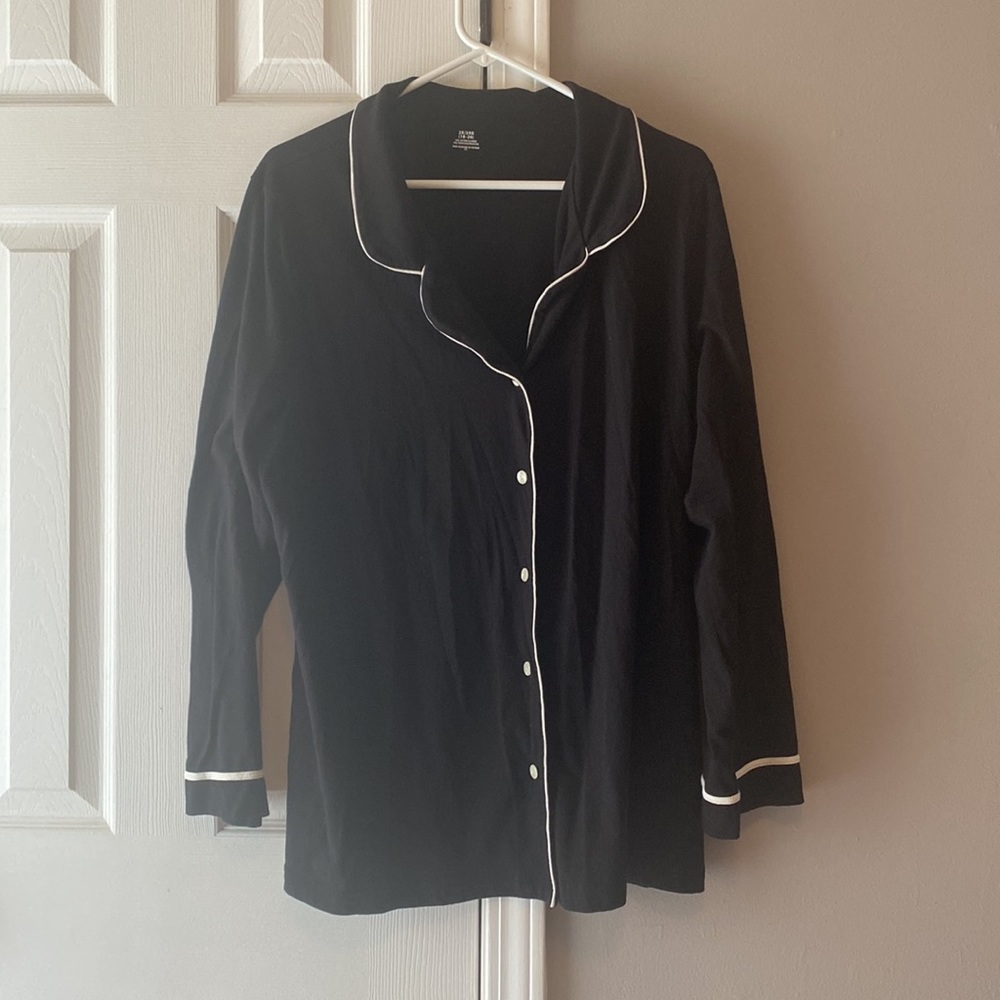 2x black and white pajama set